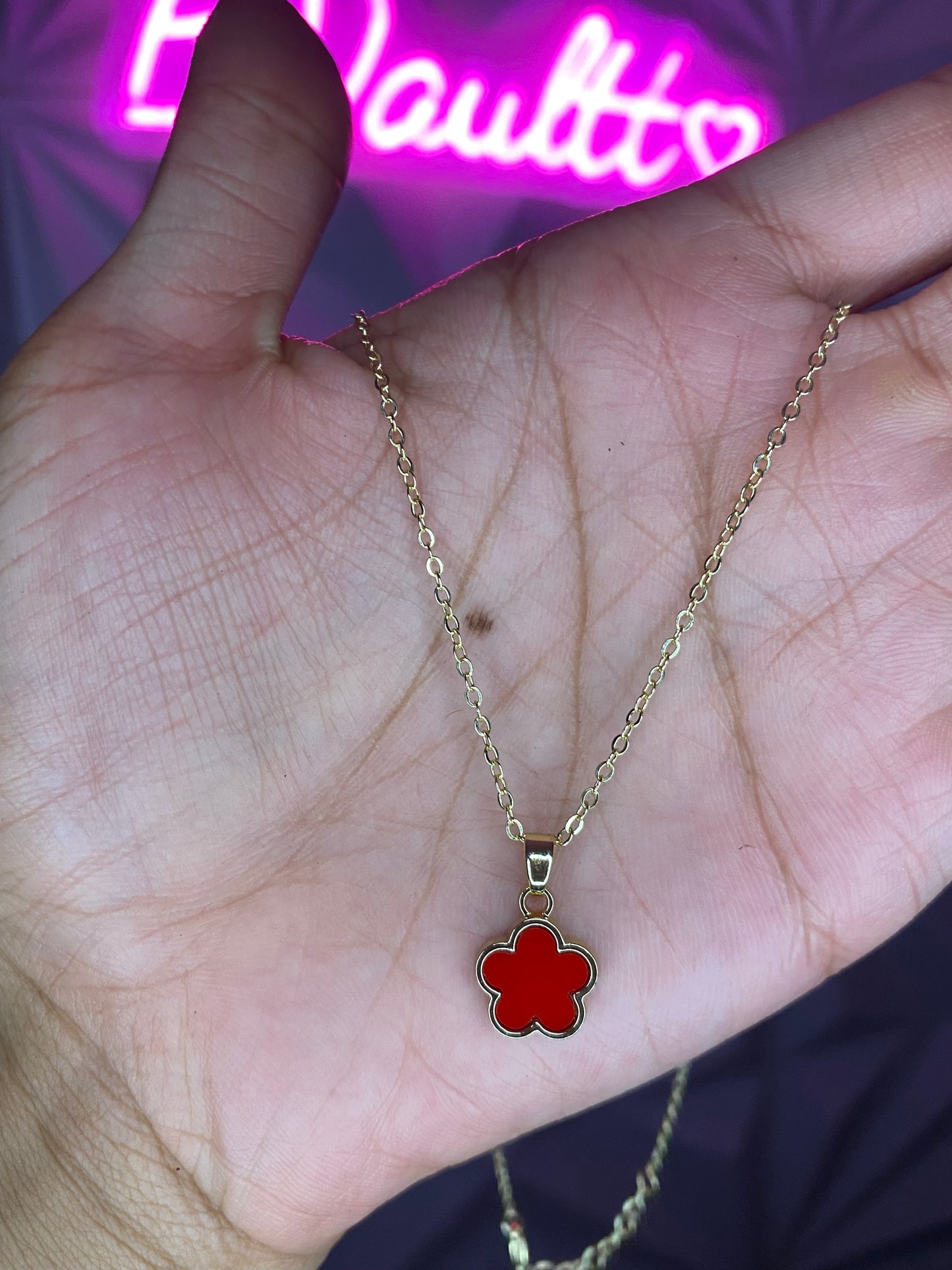 Red clover necklace