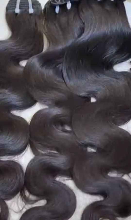 Virgin body wave bundle