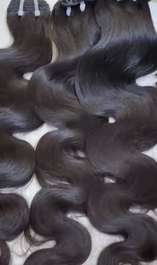 Virgin body wave bundle
