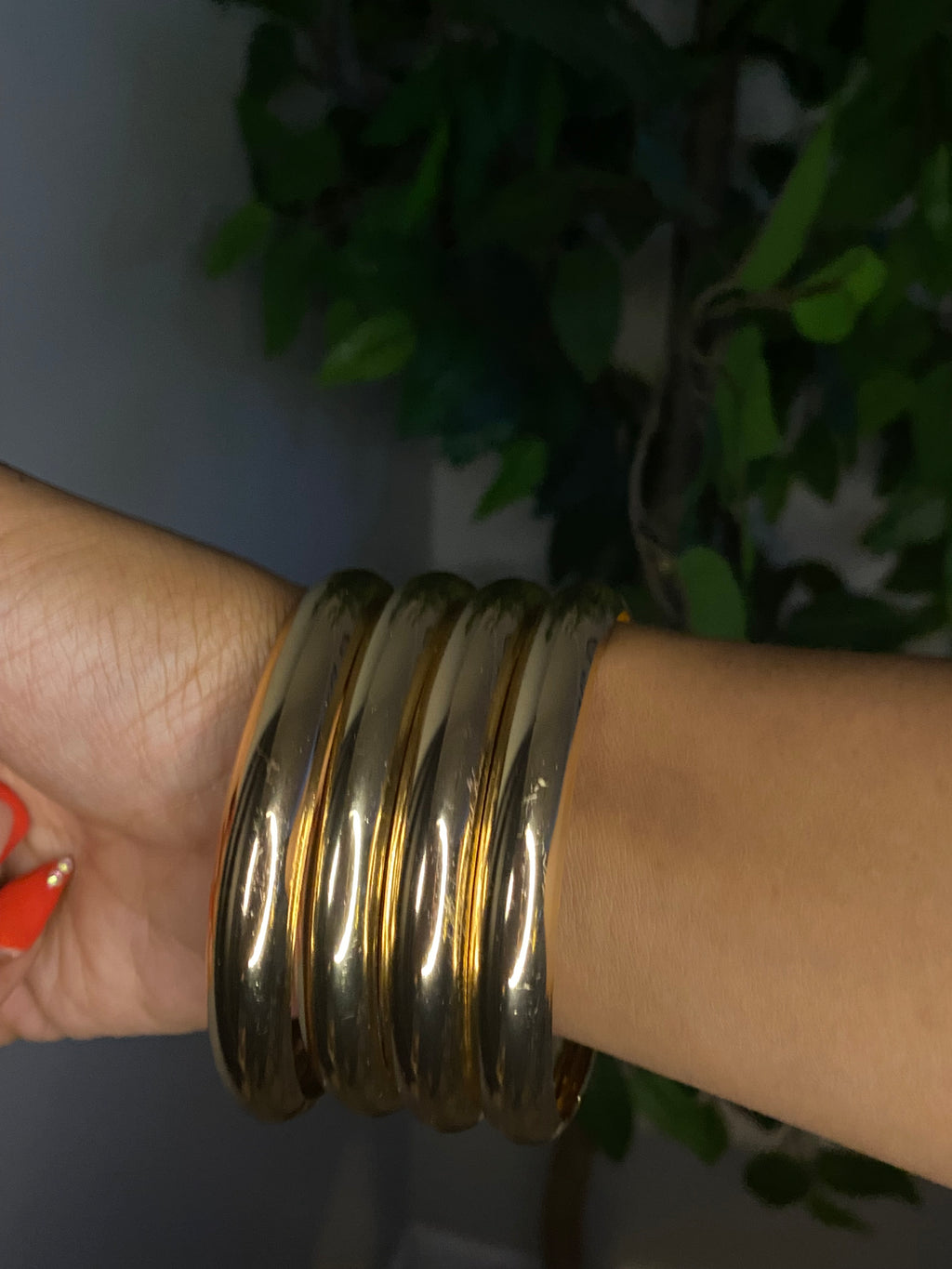 Golden Luxe Dome Bangle Set (4-Piece)