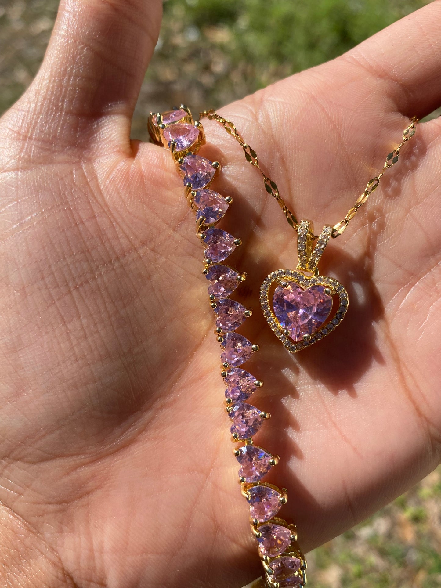 Lavish Pink Heart Set