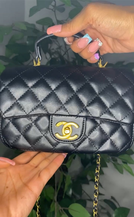 Luxe Black Quilted Chain Bag