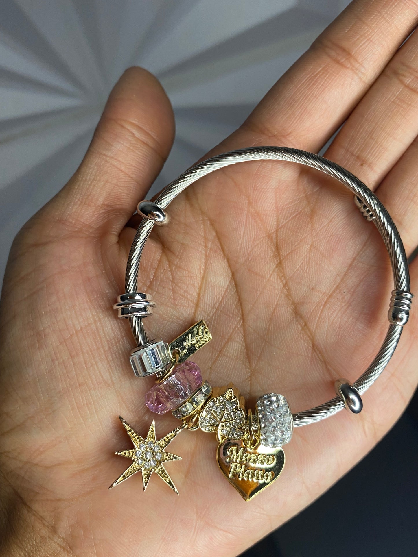 Star charm bracelet