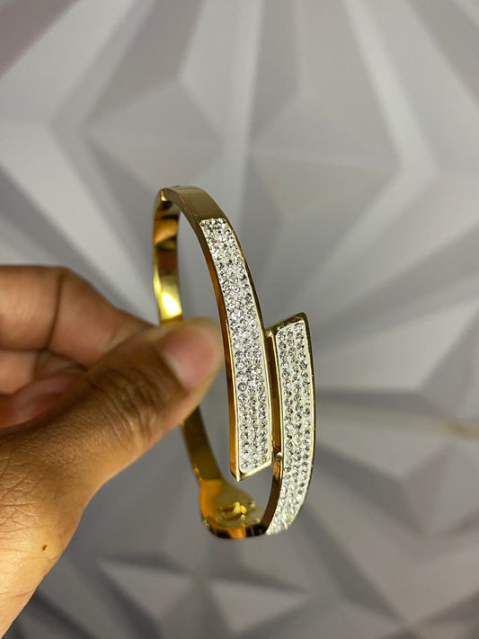 Gold gold bangle