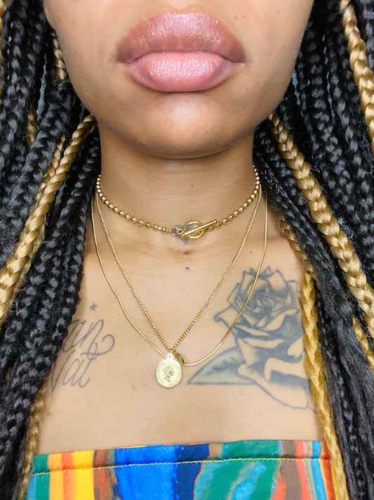 Plain Jane gold necklace