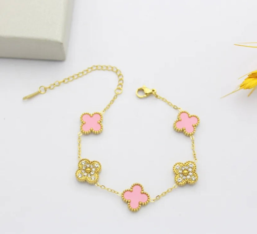 Pink and gold clover bracelet