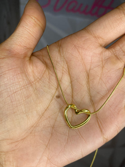 Simple Goldie necklace