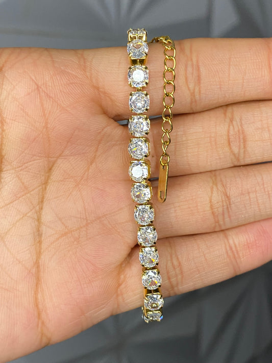 Gold rhinestone bracelet